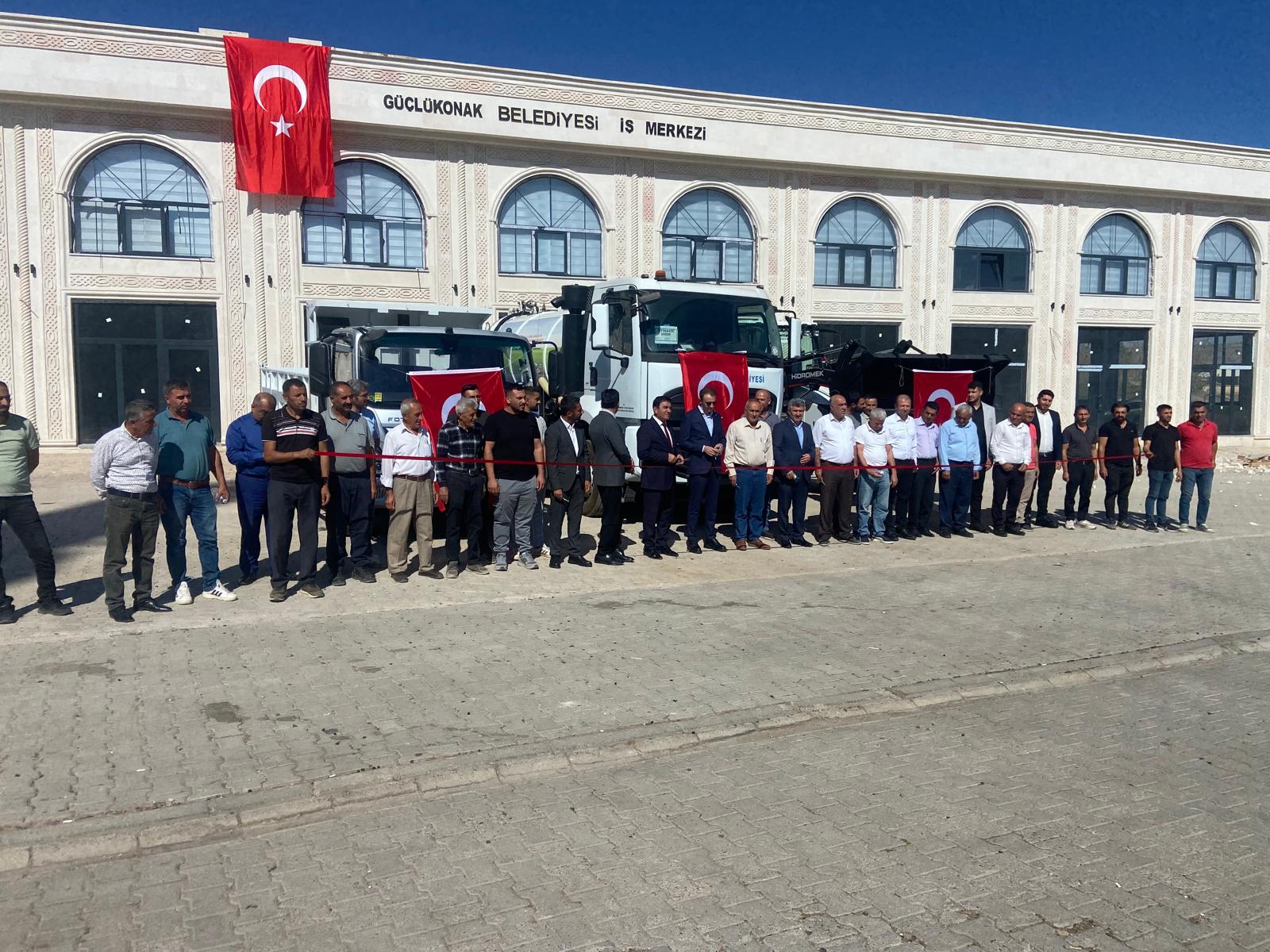 Belediye Hizmet Araçları Filosuna Törenle Yeni Araçlar Eklendi